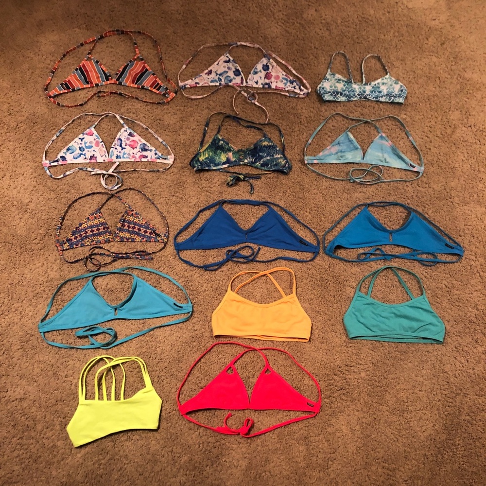 Jolyn Top Collection
